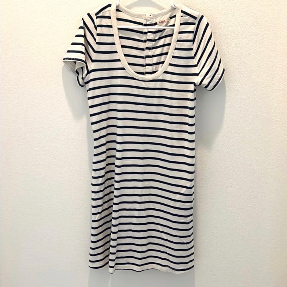 Faherty navy & white striped dress - L